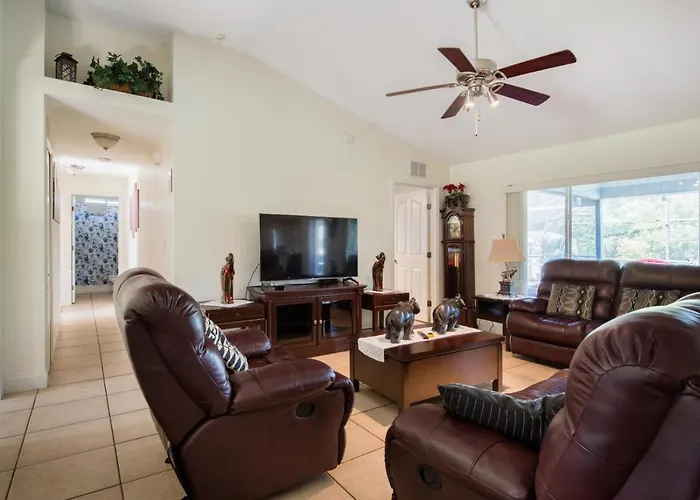 Private Centrally Located Cozy Relaxing Getaway!